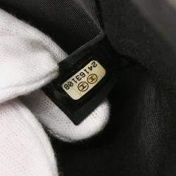 Pre Owned Boy Chanel Black Calfskin Chevron Medium Shoulder Bag