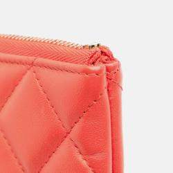 Pre Owned Chanel Red Medium Quilted Lambskin O Case Clutch