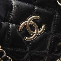 Pre Owned Chanel Matelasse 2Way Chain Shoulder Handbag Shiny Lambskin Black Ghw