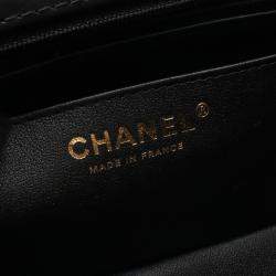 Pre Owned Chanel 2.55 Mini Matelasse Chain Shoulder Bag  Leather Black Ghw Cc