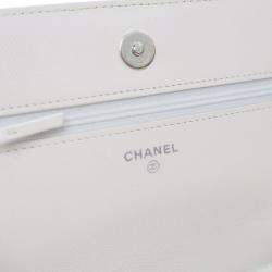 مملوكة مسبقًا حقيبة شانيل محفظة ماي ايفرينج أبيض كافيار على سلسلة