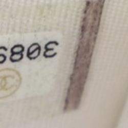 مملوكة مسبقًا حقيبة شانيل محفظة ماي ايفرينج أبيض كافيار على سلسلة