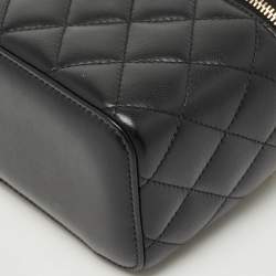 Pre Owned Chanel Black Quilted Leather Tiny Vanity Case Bag
