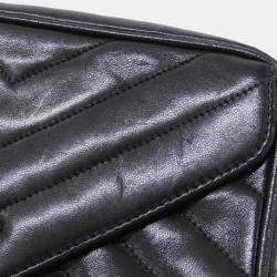 Pre Owned Chanel Chevron Black Leather Shoulder Bag