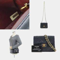 Pre Owned Chanel Black Lambskin Leather Shoulder Bag