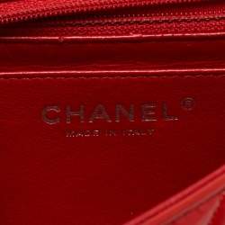 Pre Owned Chanel Red Chevron Patent Leather New Mini Classic Flap Bag