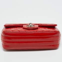 Pre Owned Chanel Red Chevron Patent Leather New Mini Classic Flap Bag
