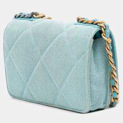 Pre Owned محفظة شانيل بلو دينيم 19 على سلسلة