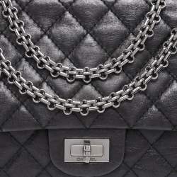 Pre Owned Chanel Black Quilted Leather Reissue 2.55 Classic 225 Flap Bag