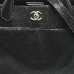 مملوكة مسبقًا حقيبة يد شانيل تينفويذ سيرف جلد كافيار أسود كبيرة للمتسوق التنفيذي