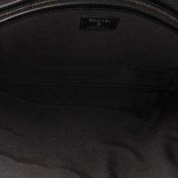 Pre Owned حقيبة كلتش شانيل أو كيس جلد عجل سوداء شيفرون مائل كبيرة مع شرابة