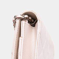 Pre Owned Chanel White Quilted Caviar Golden Class Wallet On Chain