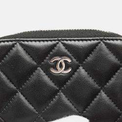 Pre Owned Chanel CC Quilted Lambskin Coin Pouch