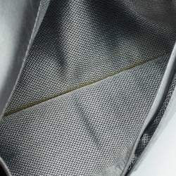 مملوكة مسبقًا محفظة شانييل جيوب سي سي رأسية جلد مخطط أسود