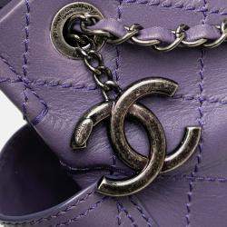 مملوكة مسبقًا Chanel Purple Small CC Quilted Calfskin Pocket Tote
