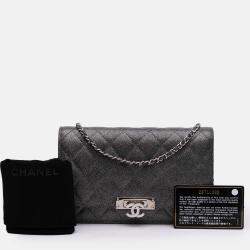 Pre Owned Chanel Black Quilted Metallic Caviar Golden Class Wallet On Chain
