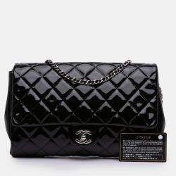 Pre Owned Chanel Black CC Quilted Patent Clutch With Chain