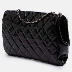 Pre Owned Chanel Black CC Quilted Patent Clutch With Chain