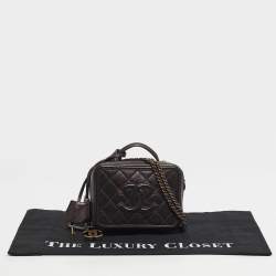 Pre Owned Chanel Burgundy Quilted Caviar Leather Small CC Filigree Vanity Case Bag