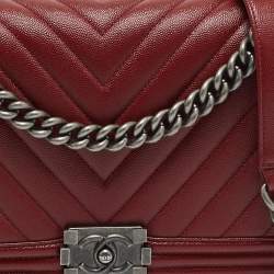 Pre Owned Chanel Red Chevron Caviar Leather New Medium Boy Flap Bag