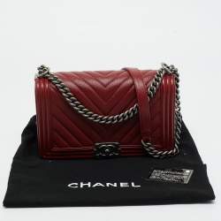 Pre Owned Chanel Red Chevron Caviar Leather New Medium Boy Flap Bag