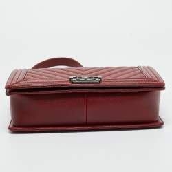Pre Owned Chanel Red Chevron Caviar Leather New Medium Boy Flap Bag