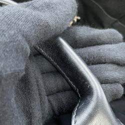 Pre Owned حقيبة شانتوت شانيل دوفيل 2واي قماش جلد سوداء/بيضاء حجم مم