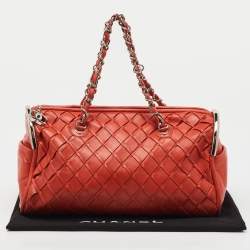 مملوكة مسبقًا حقيبة شانيل سومبريرو بولر ناعمة للغاية جلد برتقالي