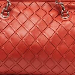 مملوكة مسبقًا حقيبة شانيل سومبريرو بولر ناعمة للغاية جلد برتقالي