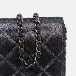 Pre Owned Chanel Silver Quilted Iridescent Lambskin Tartan Button Wallet On Chain