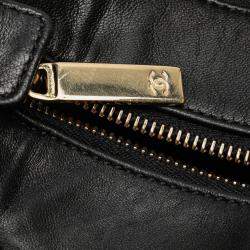 Pre Owned Chanel Black Medium Lambskin Chocolate Bar Shoulder Bag