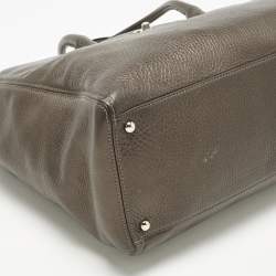 Pre Owned Chanel Metallic Leather XL Executive Cerf Tote