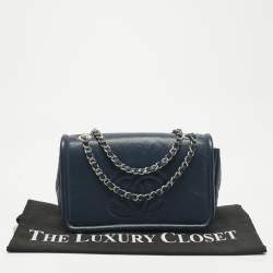 Pre Owned Chanel Navy Blue Quilted Caviar Leather Medium Timeless CC Flap Bag