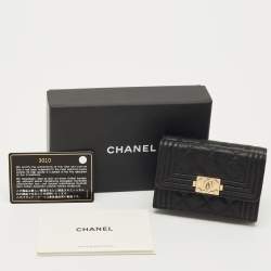 Pre Owned محفظة شانيل بوي جلد كافيار مبطن أسود