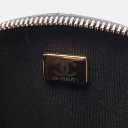 Pre Owned Chanel Black Quilted Lambskin Oval Logo Chain Top Handle Round Clutch on Chain