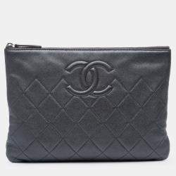 Pre Owned Chanel Black Medium CC Quilted Caviar O Case Clutch