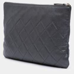 Pre Owned Chanel Black Medium CC Quilted Caviar O Case Clutch
