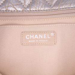 Pre Owned Chanel Silver Quilted Aged Calfskin On The Rocks Flap
