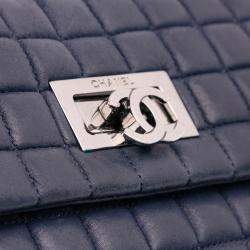 Pre Owned Chanel Blue Chocolate Bar Iridescent Calfskin Bubble Flap