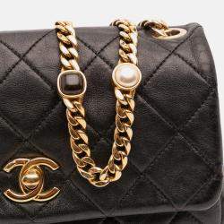 Pre Owned Chanel Black Small Quilted Lambskin Resin Pearl Chain Flap