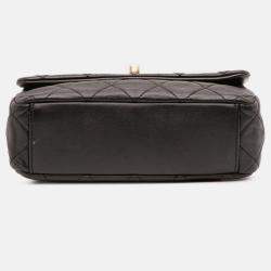 Pre Owned Chanel Black Small Quilted Lambskin Resin Pearl Chain Flap