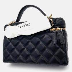 Pre Owned Chanel Black Leather Lambskin Chain Cosmetic Case