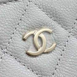 Pre Owned Chanel New Medium Grey Caviar Leather Clutch