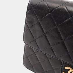 Pre Owned Chanel Black Lambskin Leather Shoulder Bag