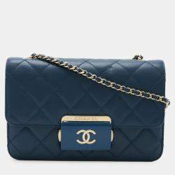 Pre Owned Chanel Beauty Lock Matelasse Blue Leather Flap Chain Shoulder Bag
