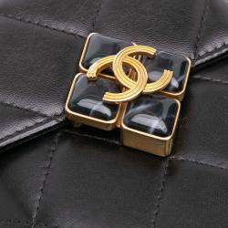 Pre Owned Chanel Black Mini Quilted Lambskin Diamond Lock Phone Holder