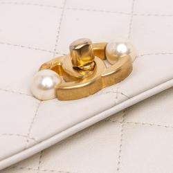Pre Owned Chanel White Mini Glazed Calfskin Pearl Side Flap
