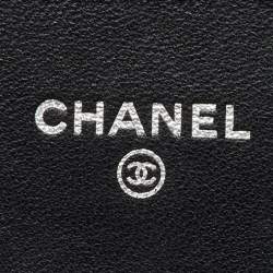 Pre Owned Chanel Black Quilted Leather Classic Long Flap Wallet