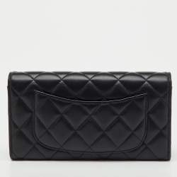 Pre Owned Chanel Black Quilted Leather Classic Long Flap Wallet