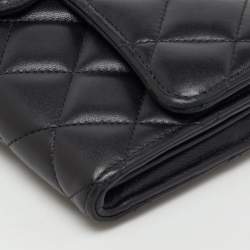 Pre Owned Chanel Black Quilted Leather Classic Long Flap Wallet